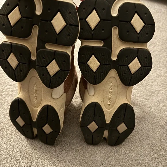 New Balance 9060 - Picture 7 of 10